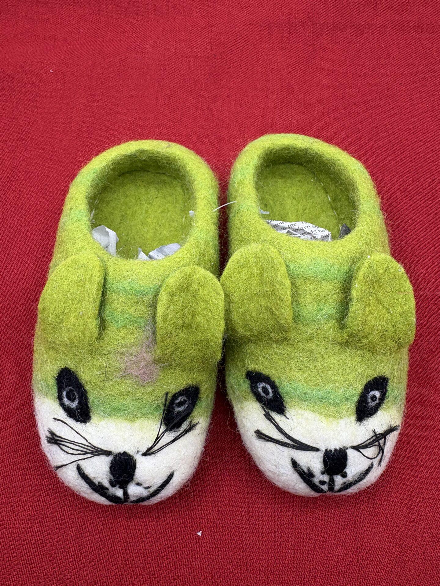 Kids Woolen Slipper